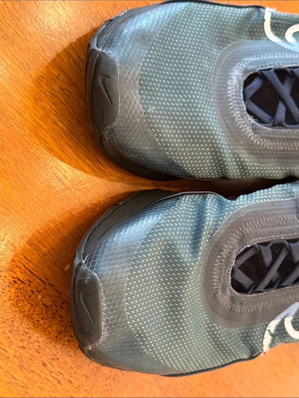 Nike lightweight sneakers